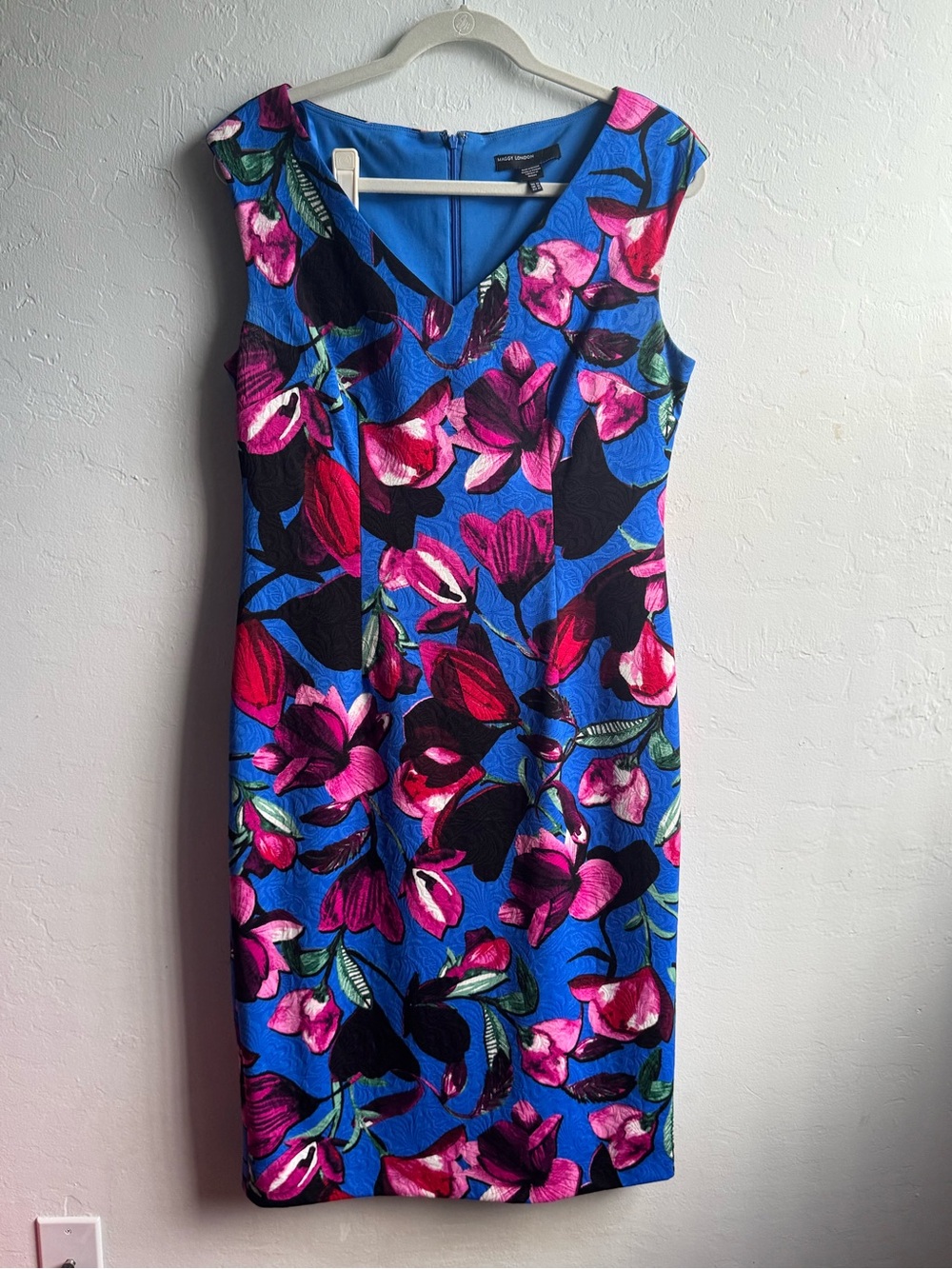 Maggy London Blue Floral Sheath Dress with Pink & Black Blooms size 12
